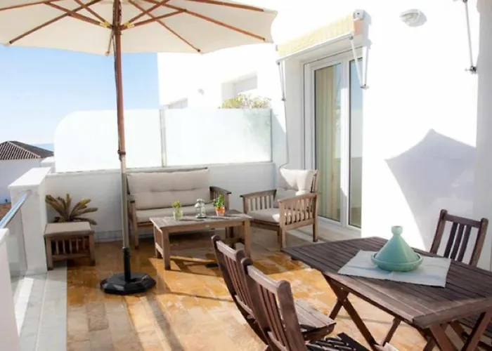 Apartamento Marina 2. Atico De Lujo. Vistas Al Mar. Piscina. *