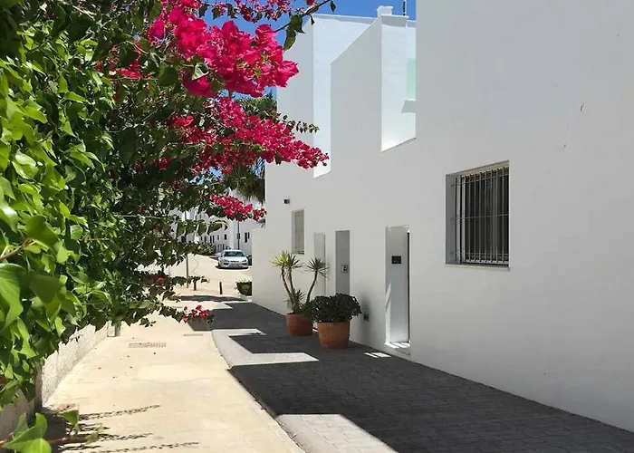 Marina 2. Atico De Lujo. Vistas Al Mar. Piscina. Conil De La Frontera